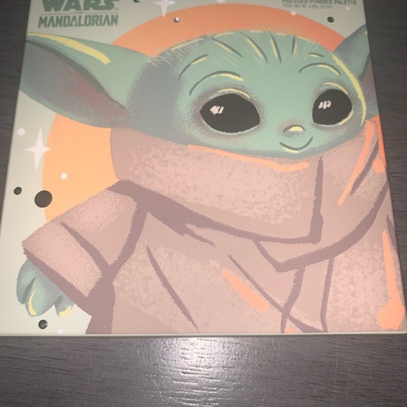 Amazing baby yoda colourpop palette! New - Picture 3 of 3